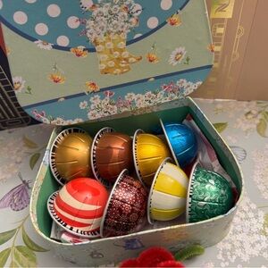 Nespresso VERTUO heaven delicious 10 sampler Floral Gift Box with Blue Ribbon